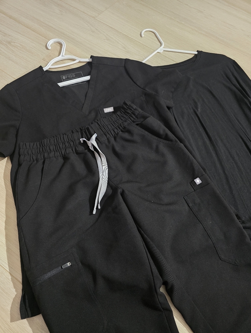 FIGS complete Set - Picture 2 of 4